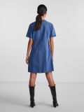 Denim jurkje met korte mouw, knoopsluiting en getailleerde fit van het merk Pieces in de kleur medium blue denim.