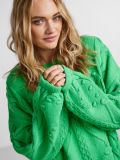 Gebreide trui van het merk Pieces met ingebreid patroon, ronde hals en lange mouwen in de kleur irish green.