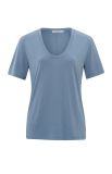 T-Shirt met V-hals en korte mouwen van het merk Yaya in de kleur infinity blue.