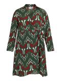 Overslag jurkje met print van het merk Evoked Vila met V-hals en lange mouwen in de kleur pineneedle.