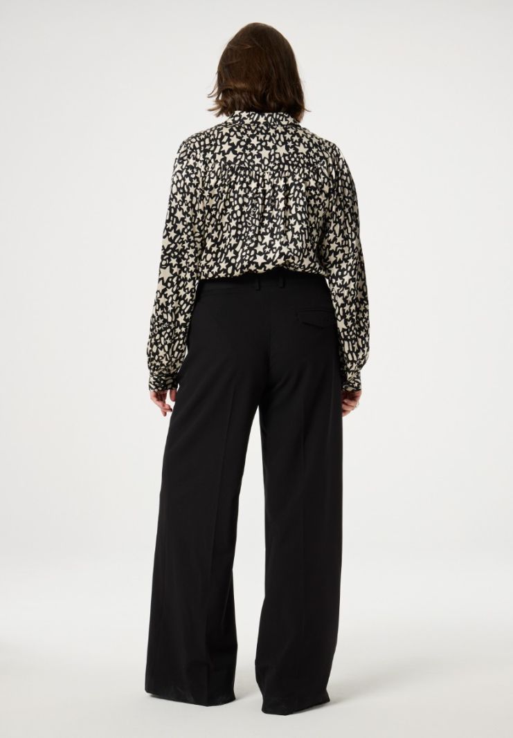 CLT-BLS-20-AW24 Nina Blouse - Black/Creme