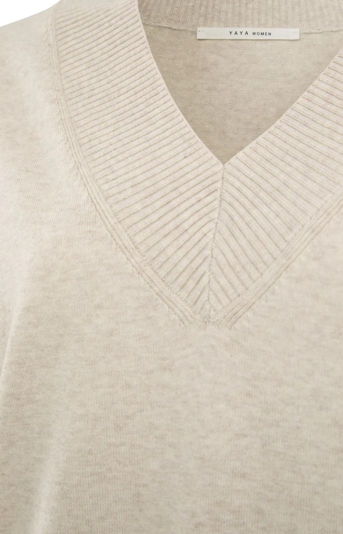 01-000117-208 Sweater met V-Hals - Beige Melange