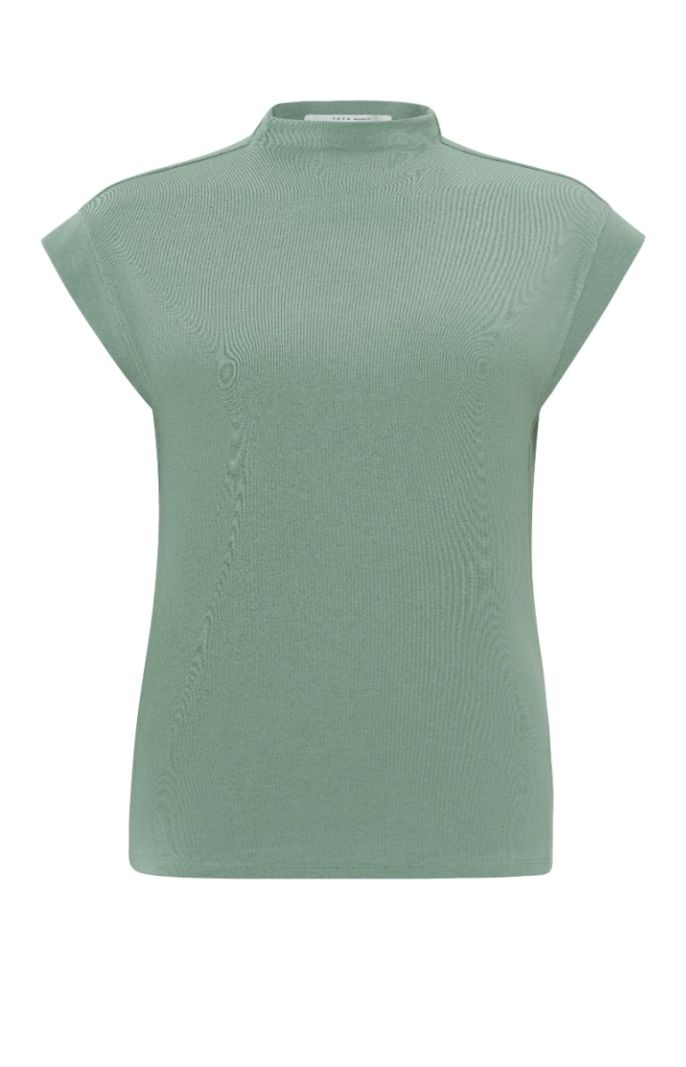 01-709213-409 Top met Kapmouwtje - Jade Green