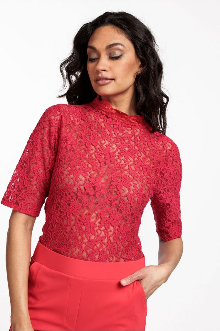 08697 Lovia Lace Top - Red