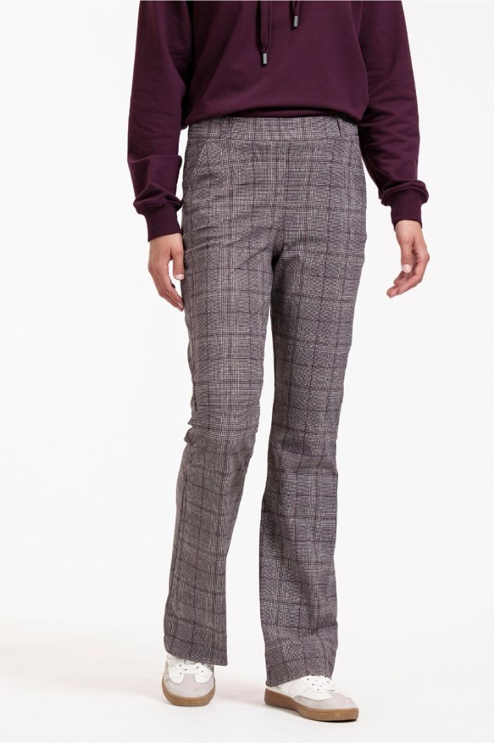 12002 Flair Check Trousers - Merlot/Kit