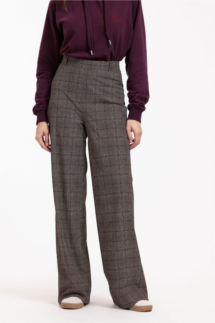 12003 Dali Check Trousers - Merlot/Kit