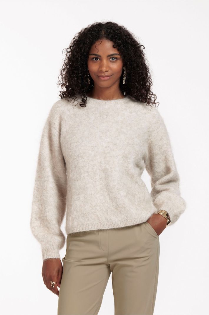 12161 Lisette Furry Pullover - Kit