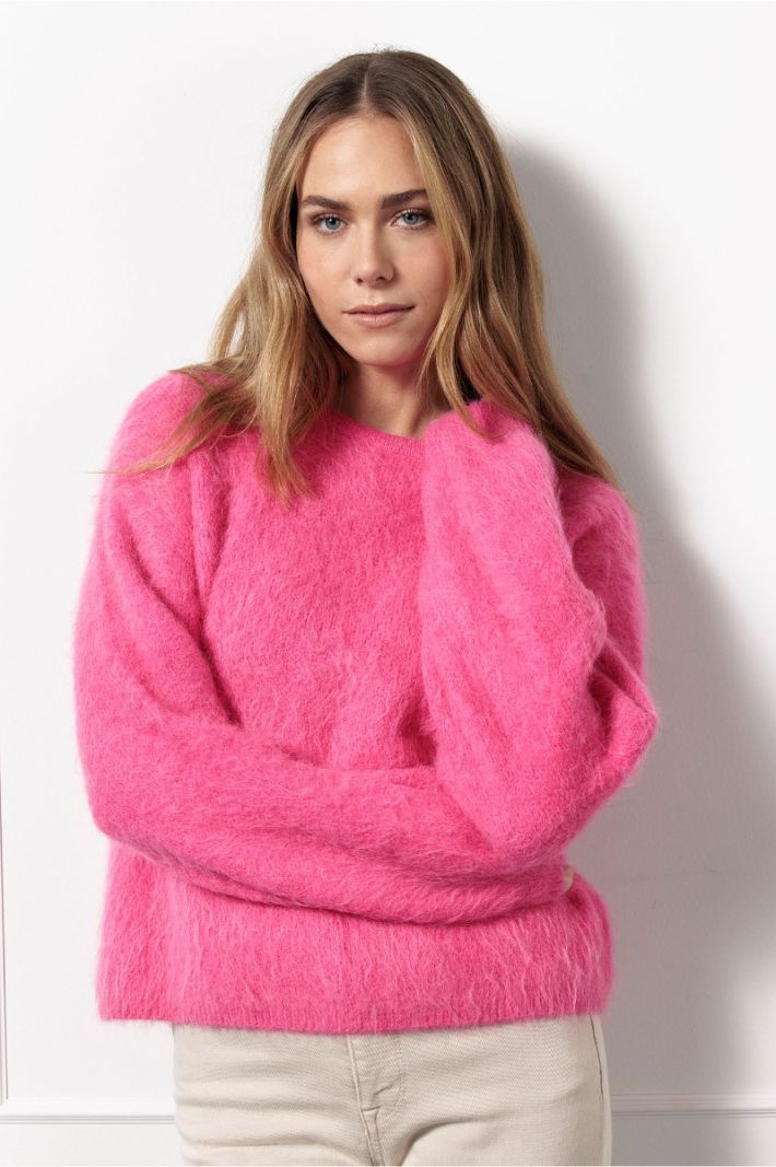 12329 Lisette Furry Pullover - Magenta