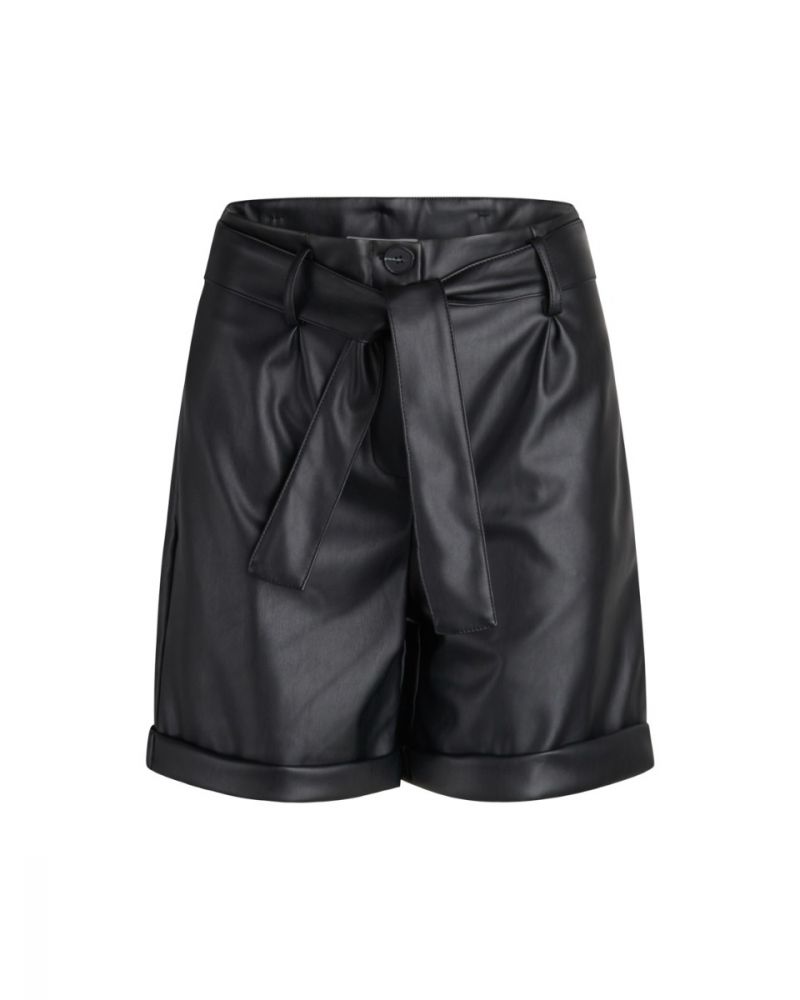 Danja-Sho Faux Leather Shorts - Zwart
