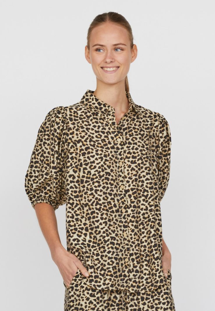 17880 Ella-Sh51 Blouse met Pofmouwen - Leopard Print