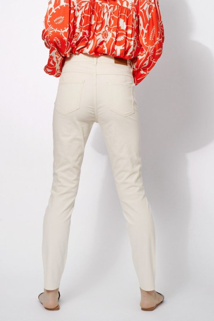 41932/232-98 Audrey_Skinny_2_070 Denim - Off White