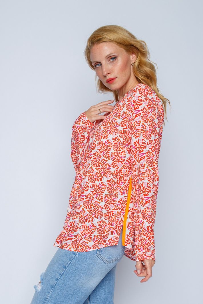 8144-143650 Blouse met Letter Print - Oranje