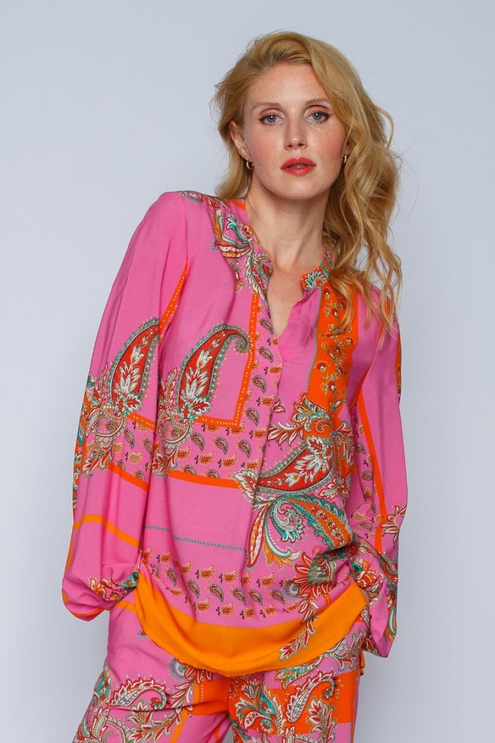 8224-153480 Blouse met Paisley Print - Roze