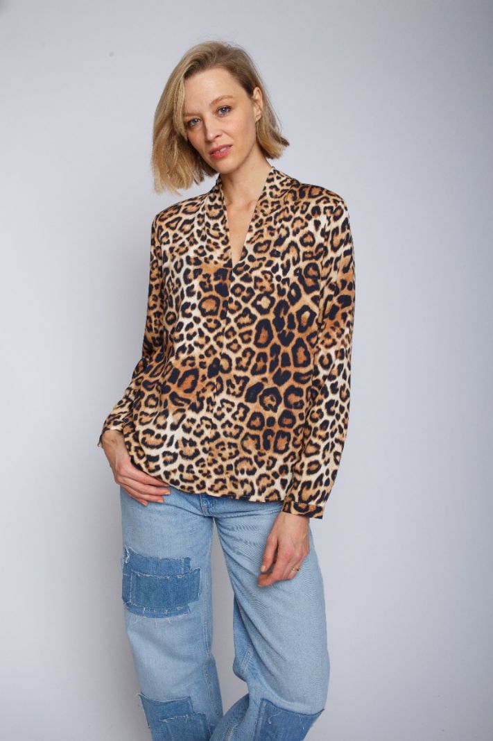 8290-154430 Blouse met Leopard Print - Bruin