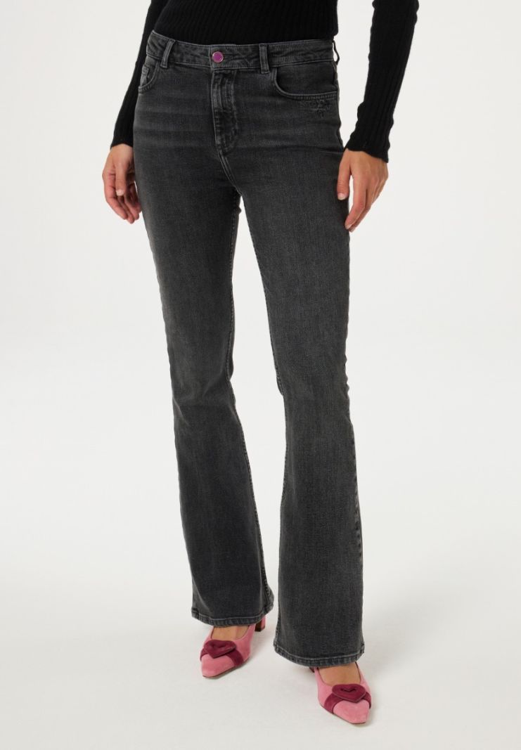 CLT-JNS-28-AW24 Eva Flare Jeans - Washed Dark Grey