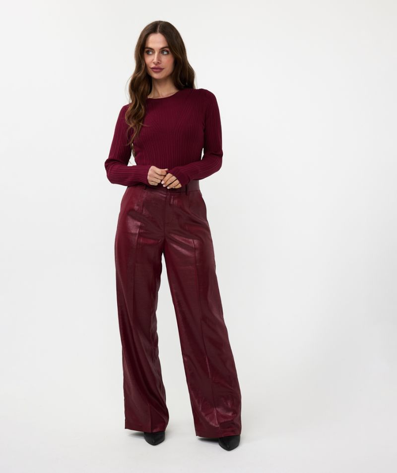 F24.07503 Pullover met Rib V-Design - Wine Red