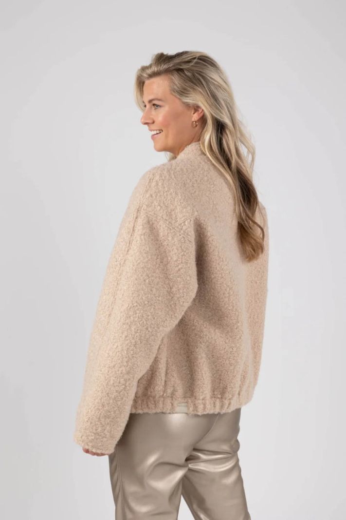 FW2411021 Baltimore Korte Jas Boucle - Sand