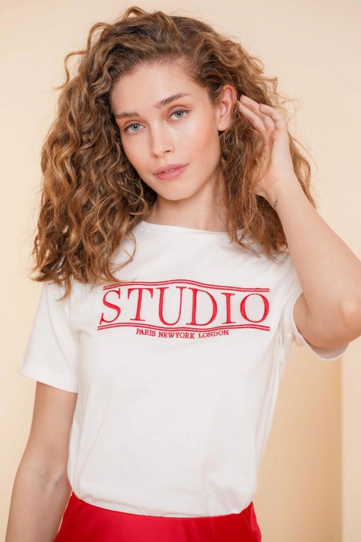 42635-24 T-Shirt met Print Studio - Off White