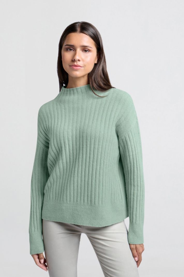 01-000122-409 Trui met Turtleneck - Jade Green 