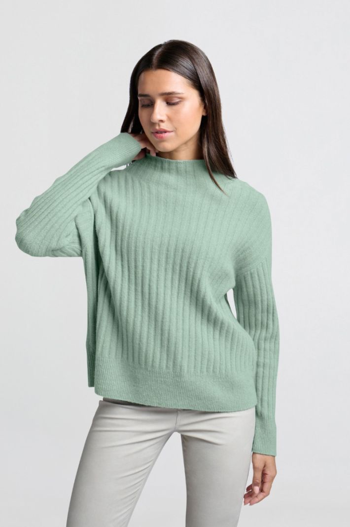 01-000122-409 Trui met Turtleneck - Jade Green 