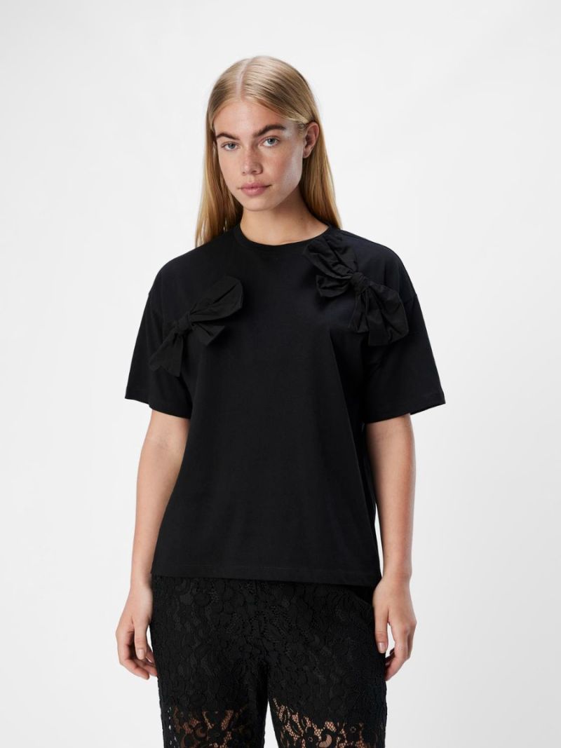 23045828 Objklara T-Shirt met Strikdetails - Zwart