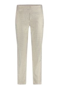 Broek met dots, aangesloten fit, steekzakken en 7/8 lengte van het merk Studio Anneloes in de kleur off white.